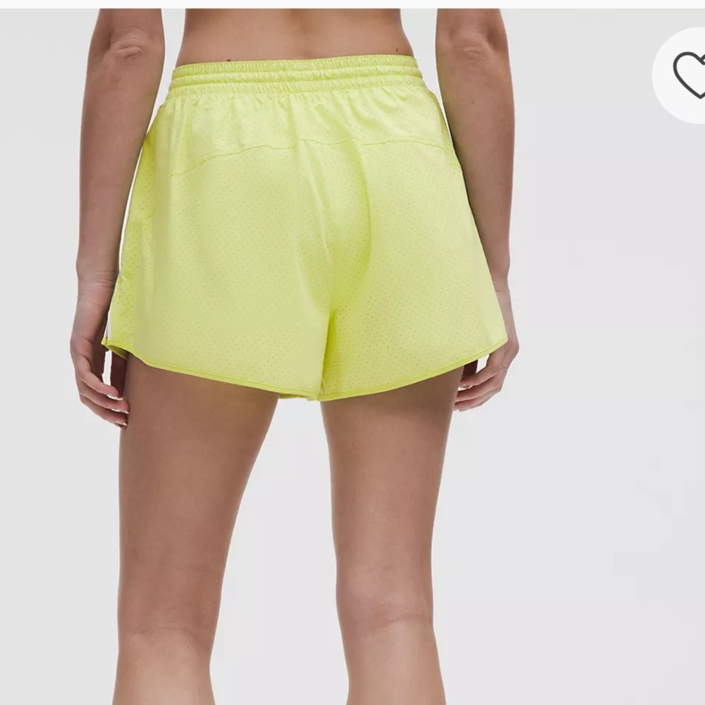 Lululemon Court Rival High-Rise Short 3" Perforated Sour Grape/White NWT SZ 6 - Picture 2 of 4